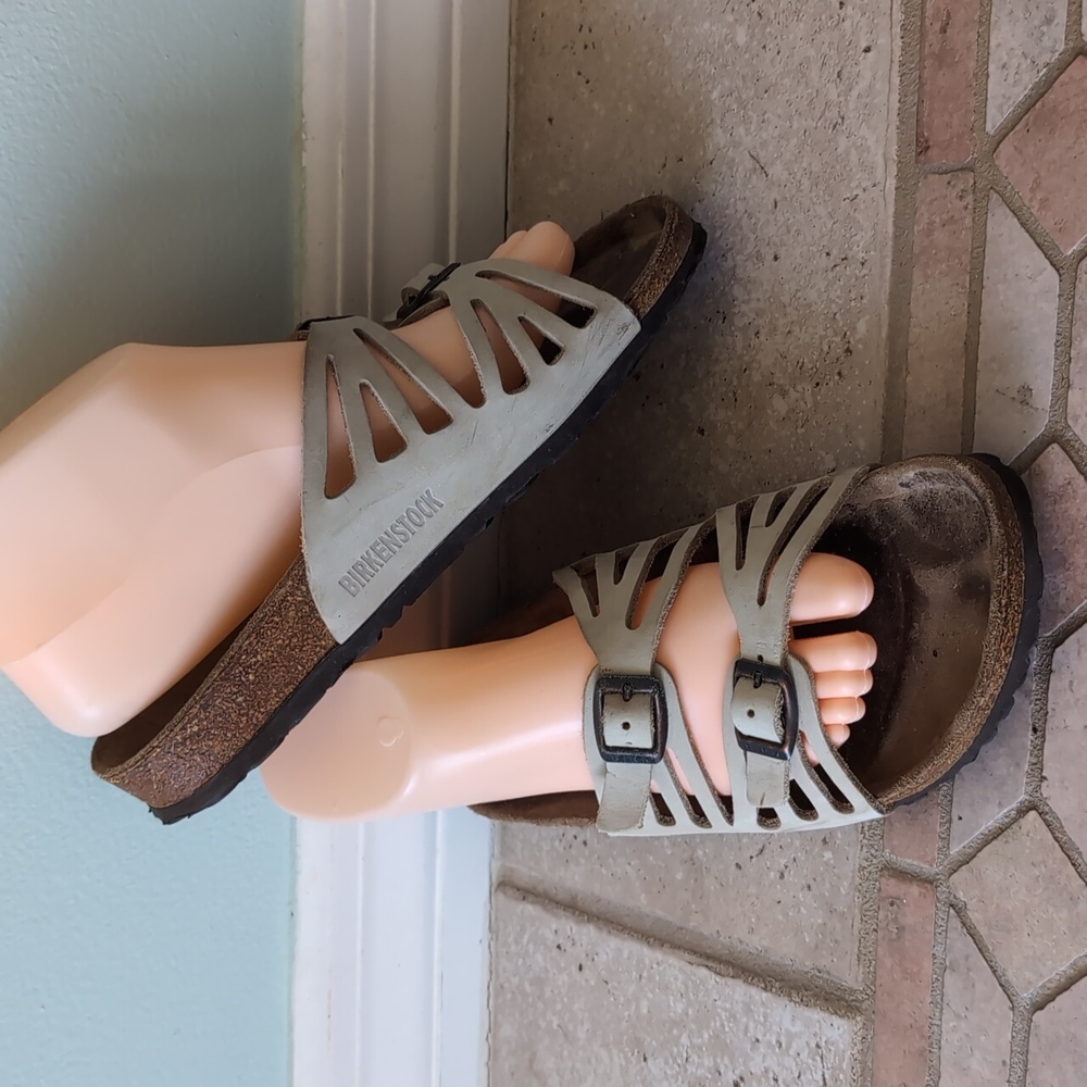Birkenstock Granada Sandals Strappy Beige Leather Open Toe Buckled 38 L7 M5